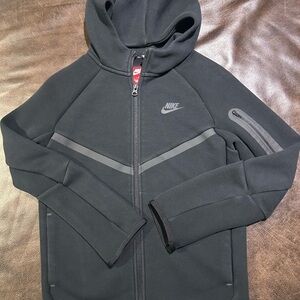 Youth Large Nike tech jacket